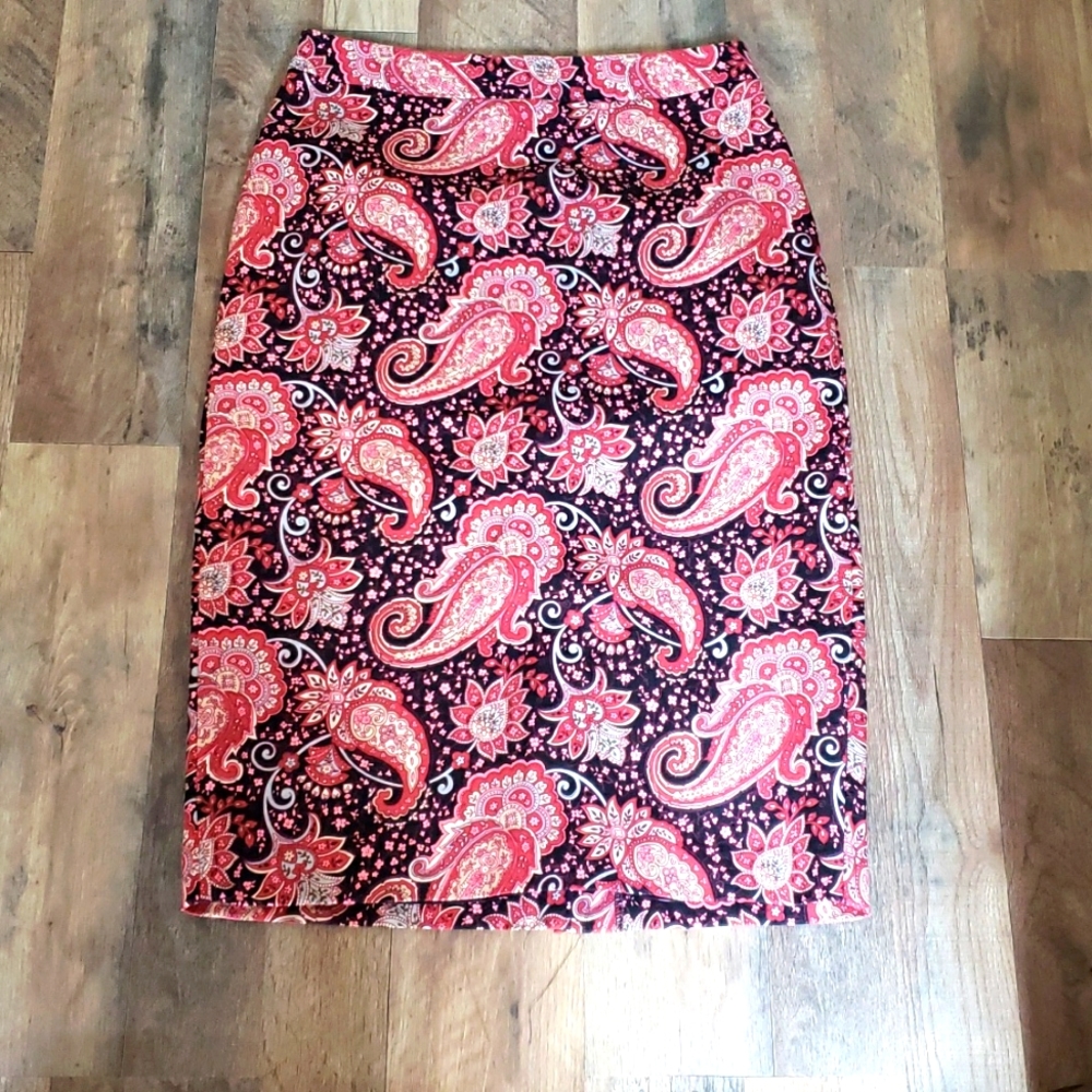 👗TALBOTS PAISLEY PENCIL SKIRT👗